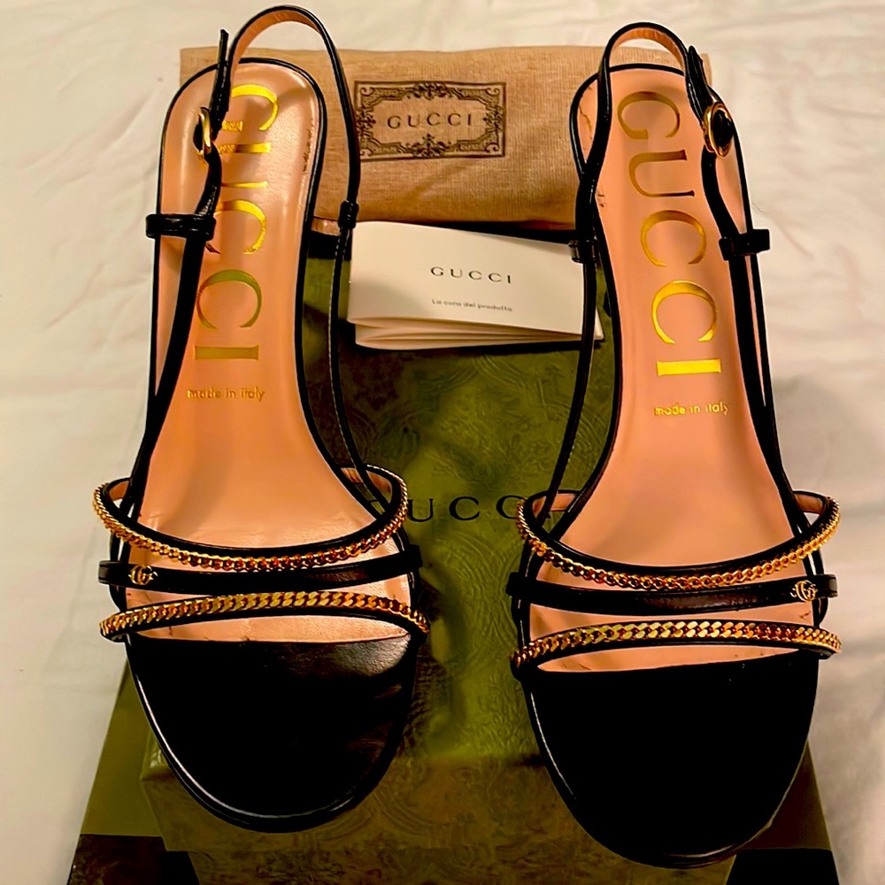 GUCCI Sandal with Gold Chains